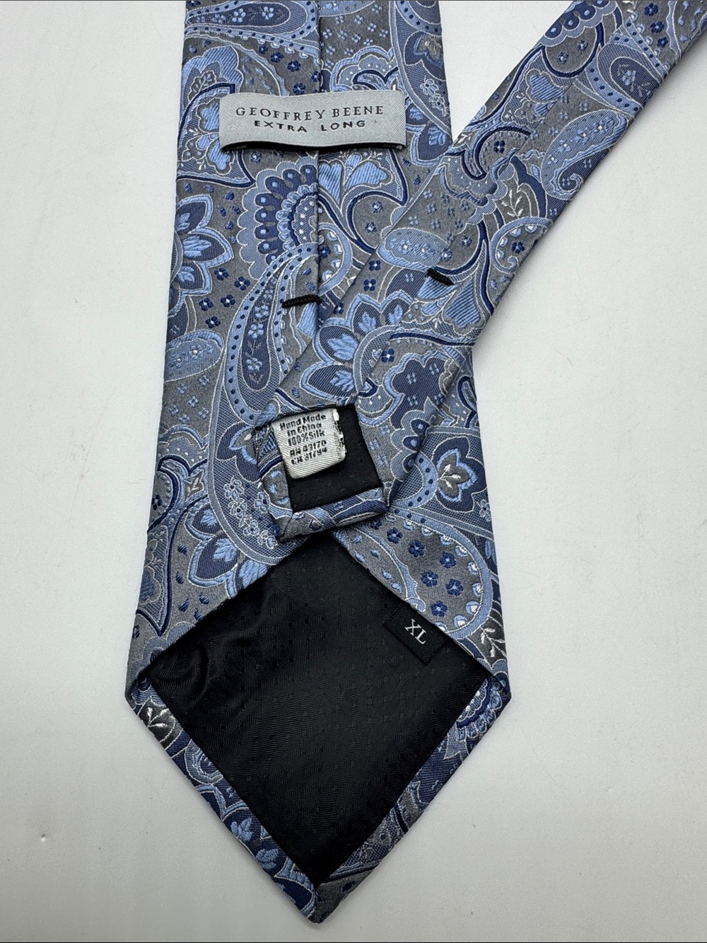 Geoffrey Beene Paisley Silk Tie in Blue and Gray Tones #0077